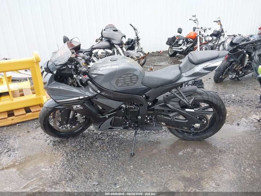 2025 Suzuki Gsx-R600 VIN: JS1GN7FA7S7100643 Lot: 45484945