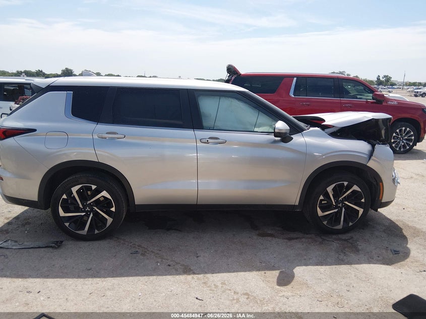 2024 Mitsubishi Outlander Se 2.5 2Wd/Se Black Edition S-Awc/Se Black Edition W/Pano Roof S-Awc VIN: JA4J3VA83RZ025524 Lot: 45484947