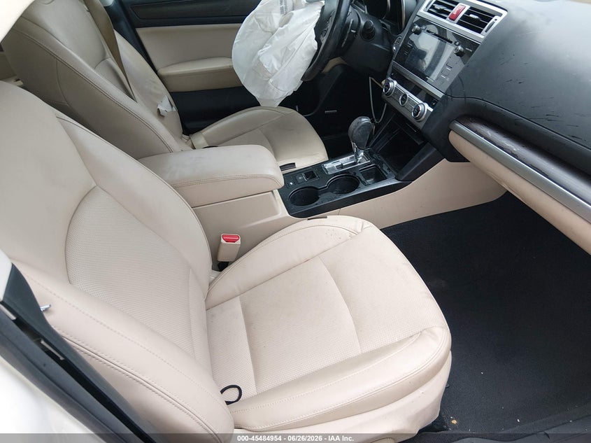 2016 SUBARU LEGACY auction photo 5