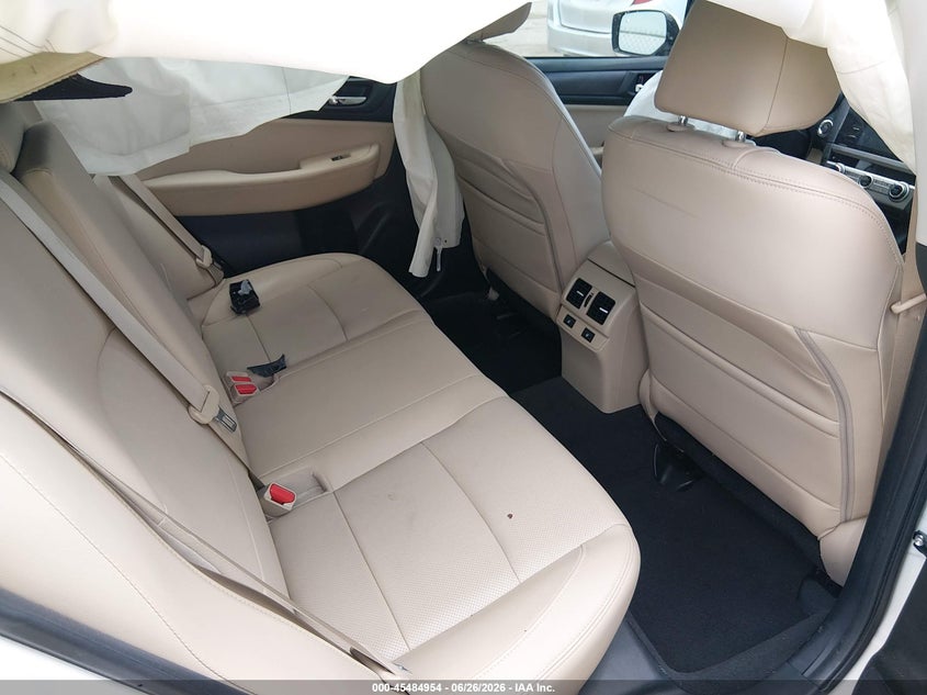 2016 SUBARU LEGACY auction photo 8