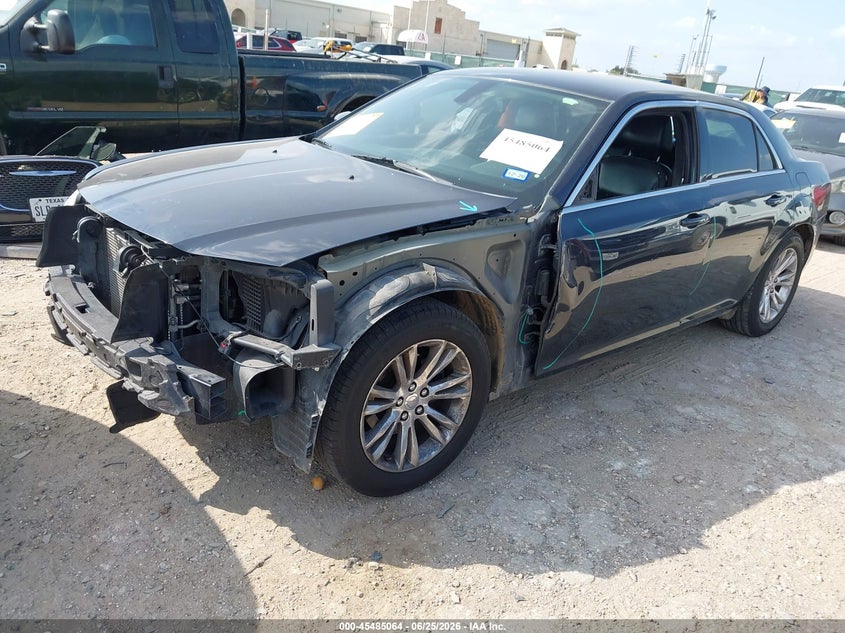 Vin: 2c3ccaag3jh140499, lot: 45983239, chrysler 300 touring l 20182