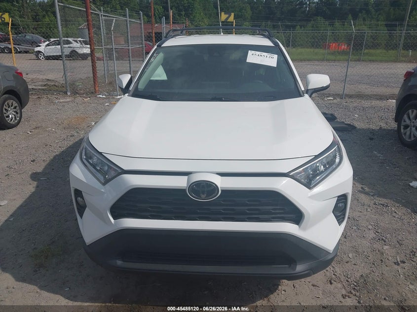 TOYOTA RAV4 - zdjęcie 12