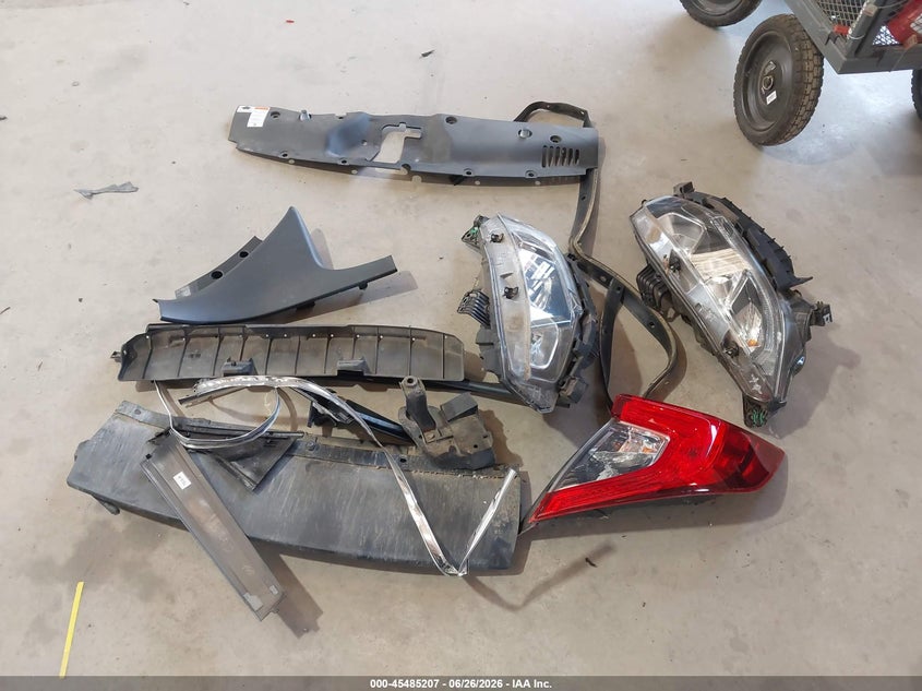 2018 HONDA CIVIC EX-T — Photo 12