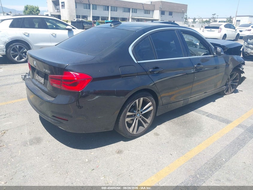 Vin: wba8b9c34hk885730, lot: 45983439, bmw 330i 20174