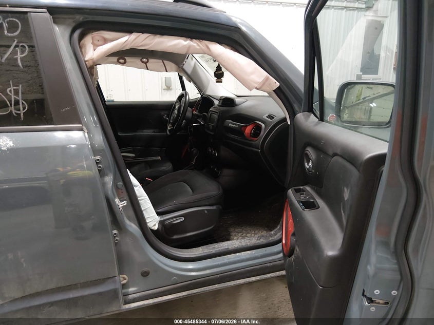 2015 JEEP RENEGADE SPORT UTILITY VEHICLE 2.4L I-4 VVT, 180HP