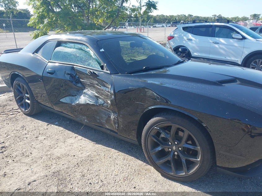 2022 DODGE CHALLENGER auction photo 6