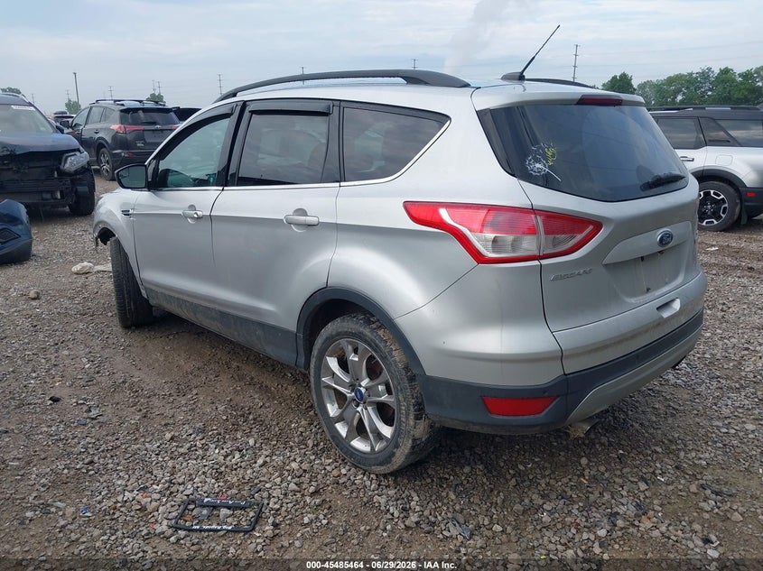 Vin: 1fmcu0gx5fua38776, lot: 45983639, ford escape se 20153