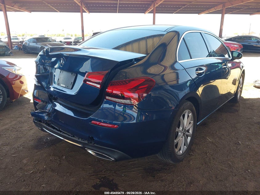2019 MERCEDES-BENZ A 220 auction photo 4