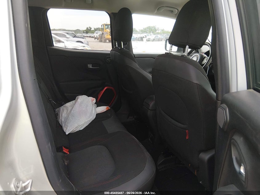 2015 JEEP RENEGADE SPORT UTILITY VEHICLE 2.4L I-4 VVT, 180HP