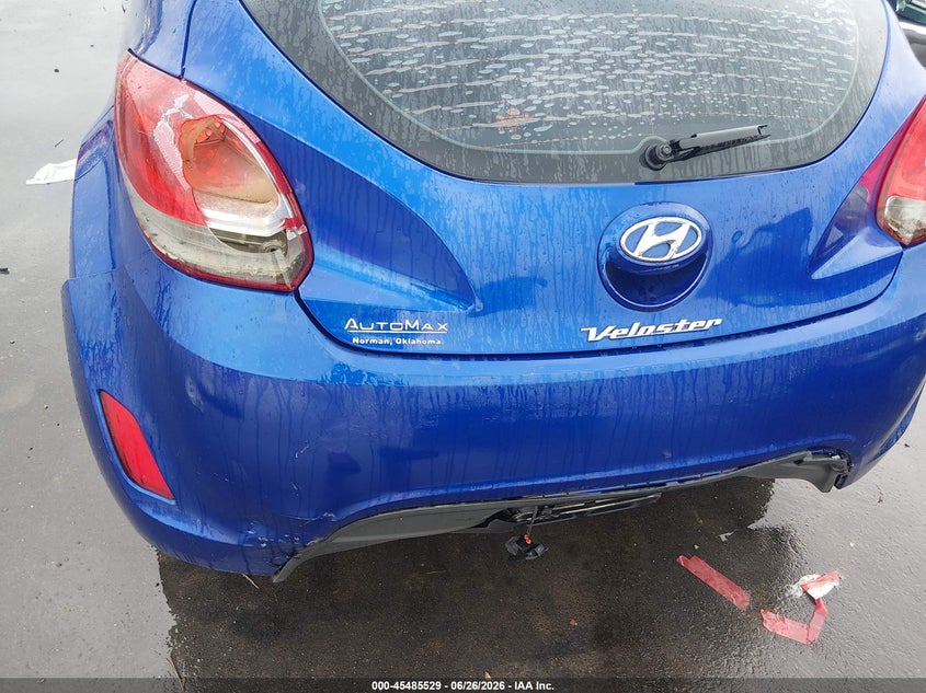 2013 Hyundai Veloster Base W/Black VIN: KMHTC6AD1DU145213 Lot: 45485529