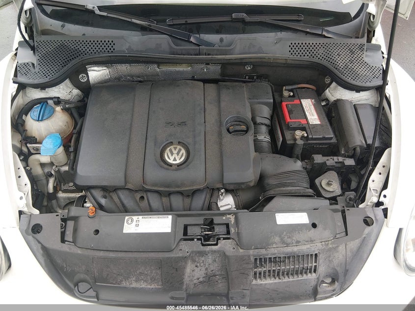2013 Volkswagen Beetle 2.5L VIN: 3VWJX7AT6DM683775 Lot: 45485546