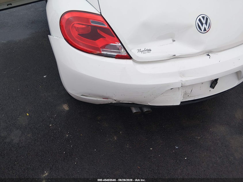 2013 Volkswagen Beetle 2.5L VIN: 3VWJX7AT6DM683775 Lot: 45485546