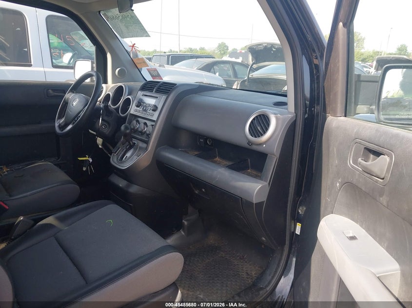 2004 HONDA ELEMENT auction photo 5