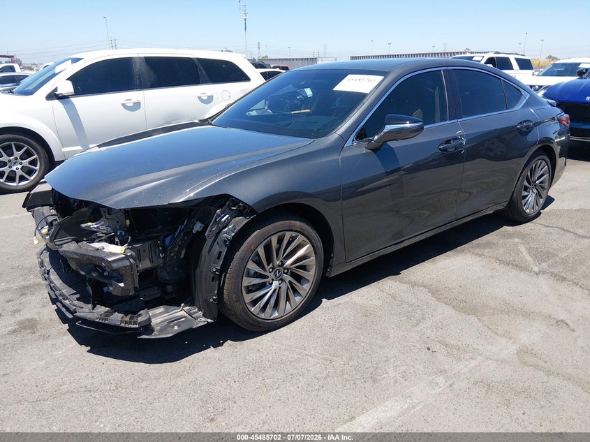 Vin: 58aea1c18su069290, lot: 45983877, lexus es 300h luxury 20252