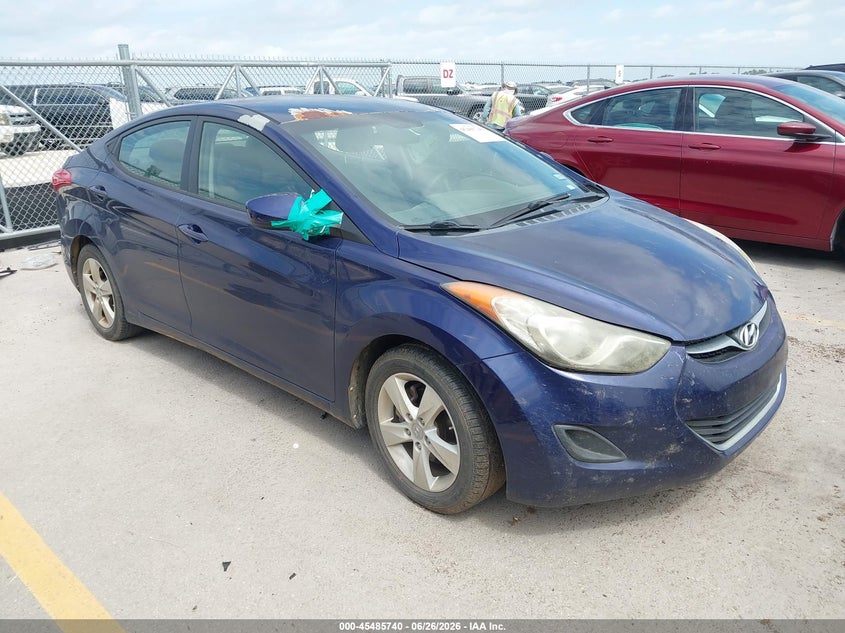 2011 HYUNDAI ELANTRA auction photo 1