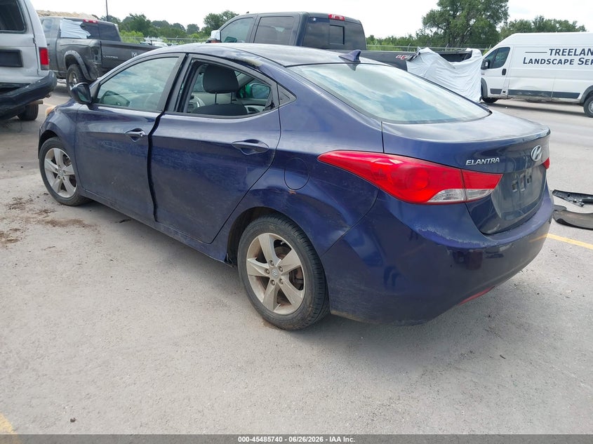 2011 HYUNDAI ELANTRA auction photo 3