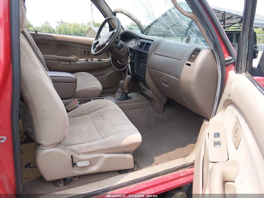 2001 TOYOTA TACOMA auction photo 5