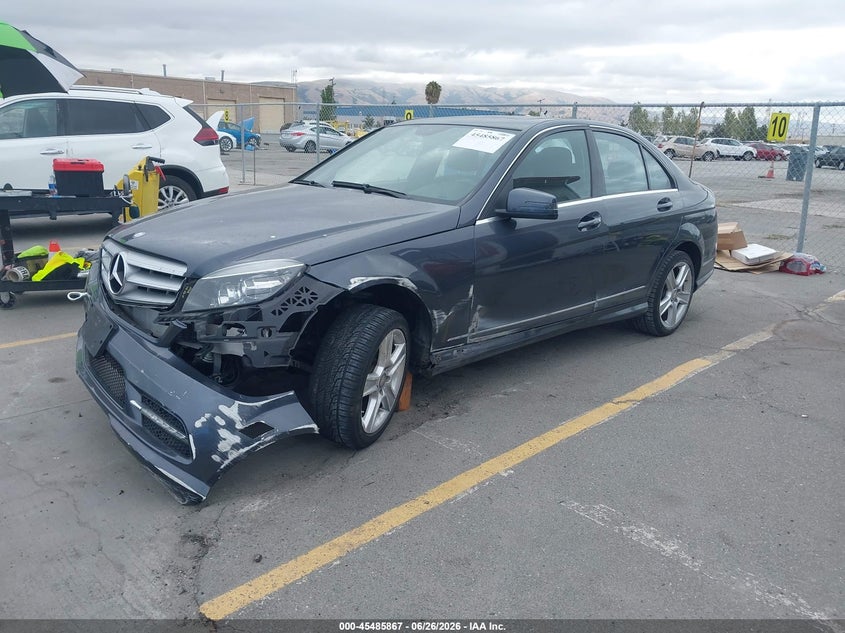 2011 MERCEDES-BENZ C 300 auction photo 2