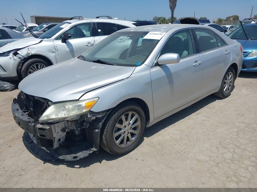 2011 Toyota Camry, Right Side, IAAI, VIN 4T1BF3EK7BU748352 — photo 2