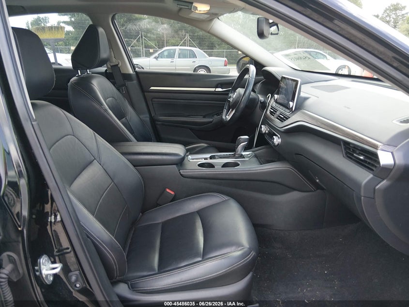 2019 NISSAN ALTIMA auction photo 5