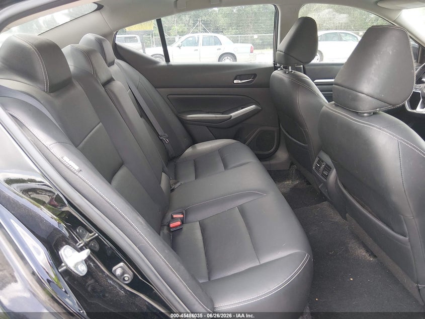 2019 NISSAN ALTIMA auction photo 8