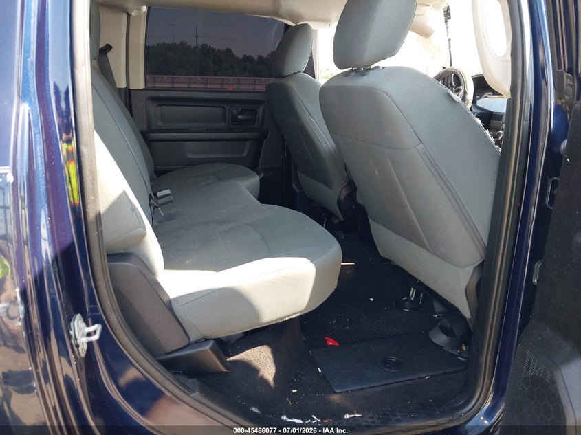 2016 RAM 1500 auction photo 8