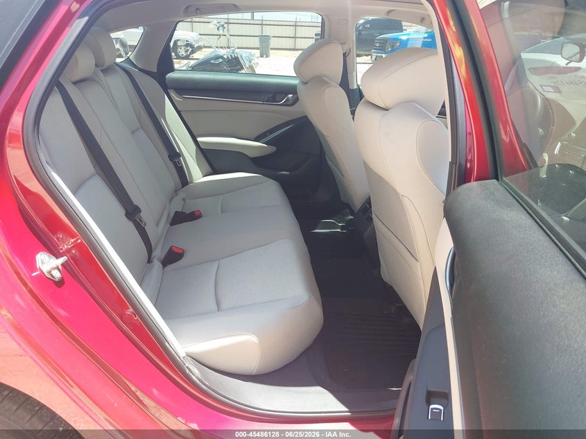 2018 HONDA ACCORD auction photo 8