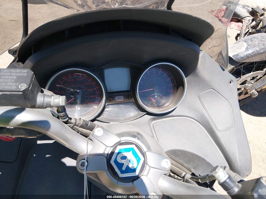 2009 Piaggio Mp3 500 VIN: ZAPM610X295001037 Lot: 45486182