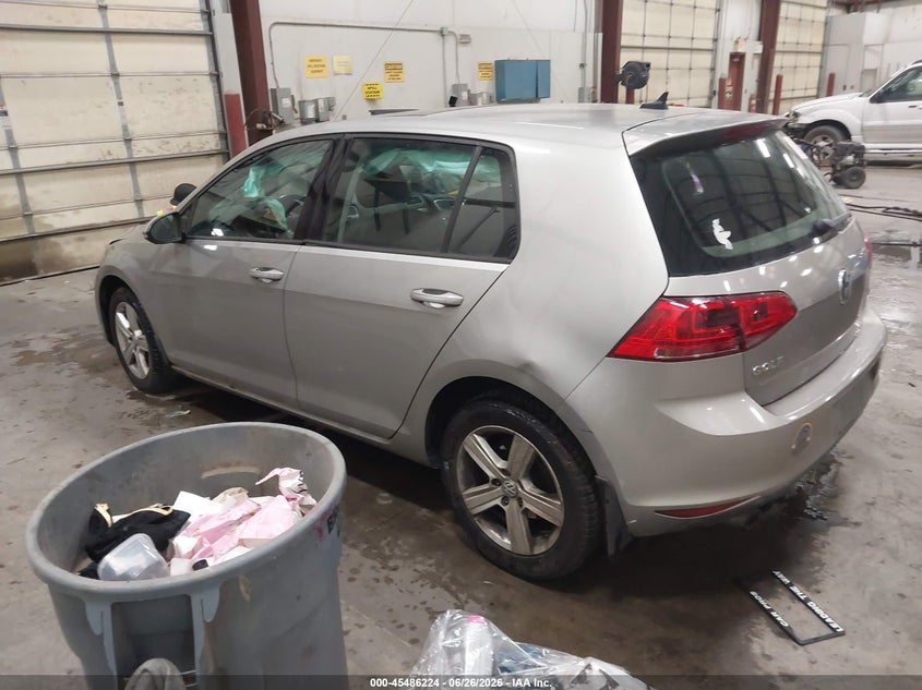2017 VOLKSWAGEN GOLF auction photo 3