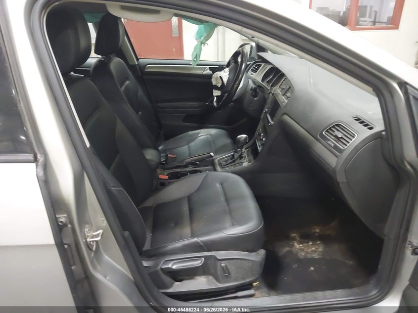 2017 VOLKSWAGEN GOLF auction photo 5