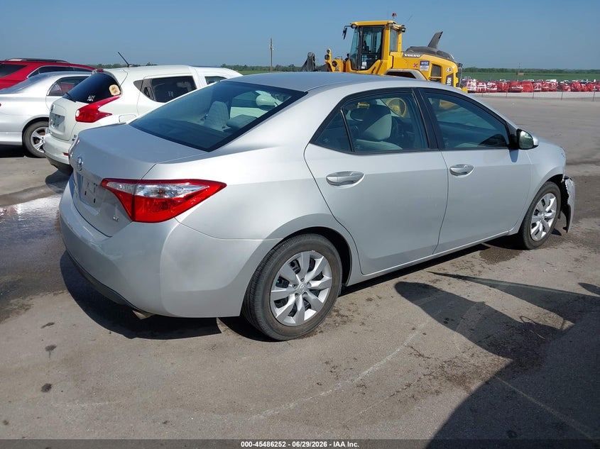 2015 TOYOTA COROLLA auction photo 4