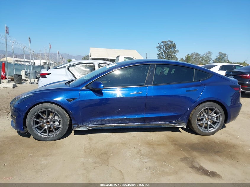 AtlanticExpress - Tesla Model 3