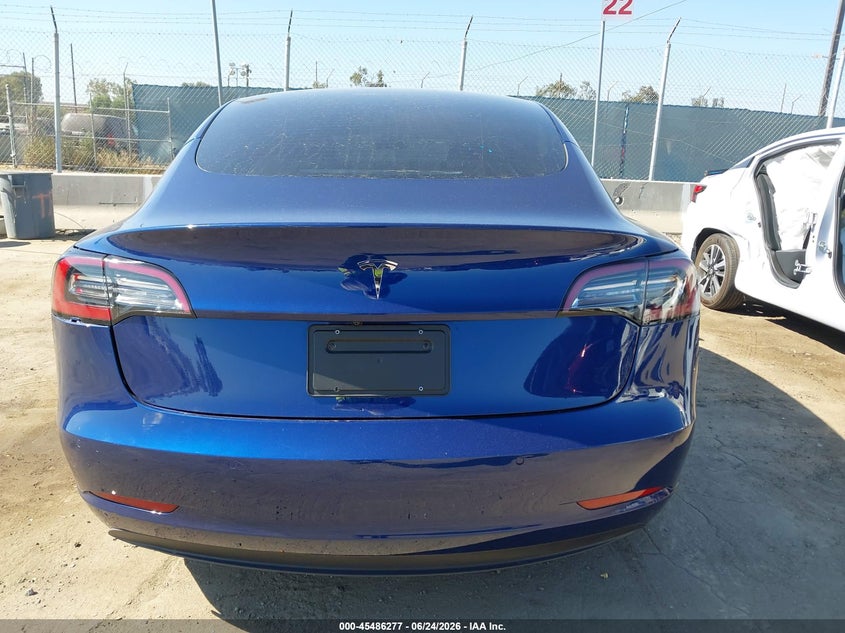 AtlanticExpress - Tesla Model 3