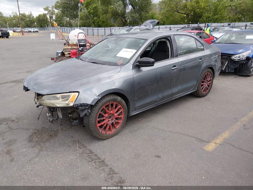 2016 VOLKSWAGEN JETTA auction photo 2