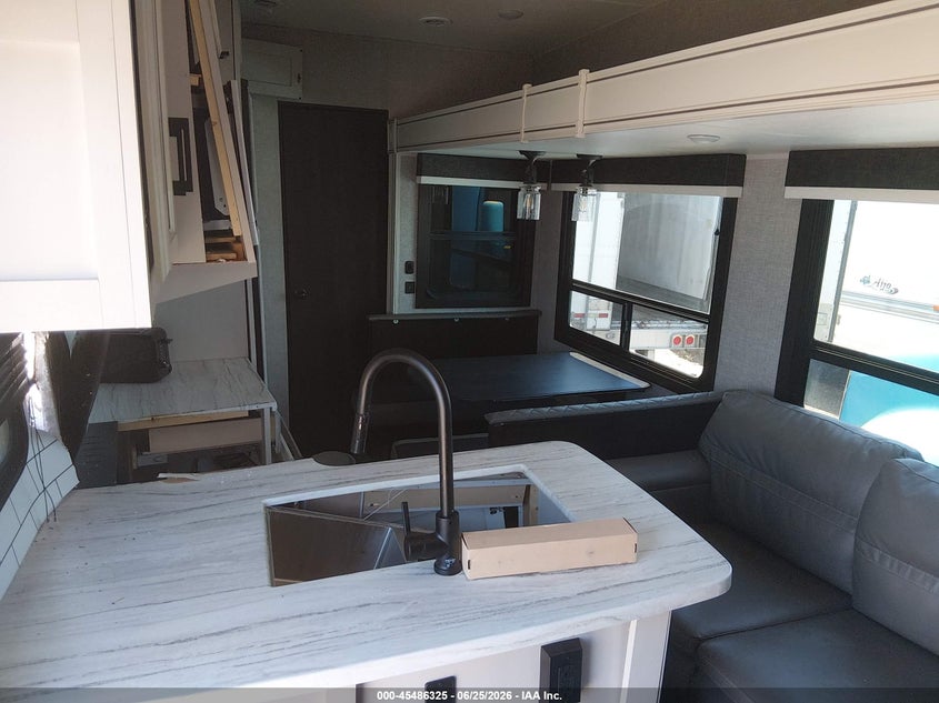2022 JAYCO EAGLE auction photo 5