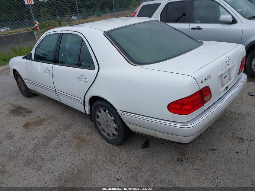 1997 MERCEDES-BENZ E 320 auction photo 3