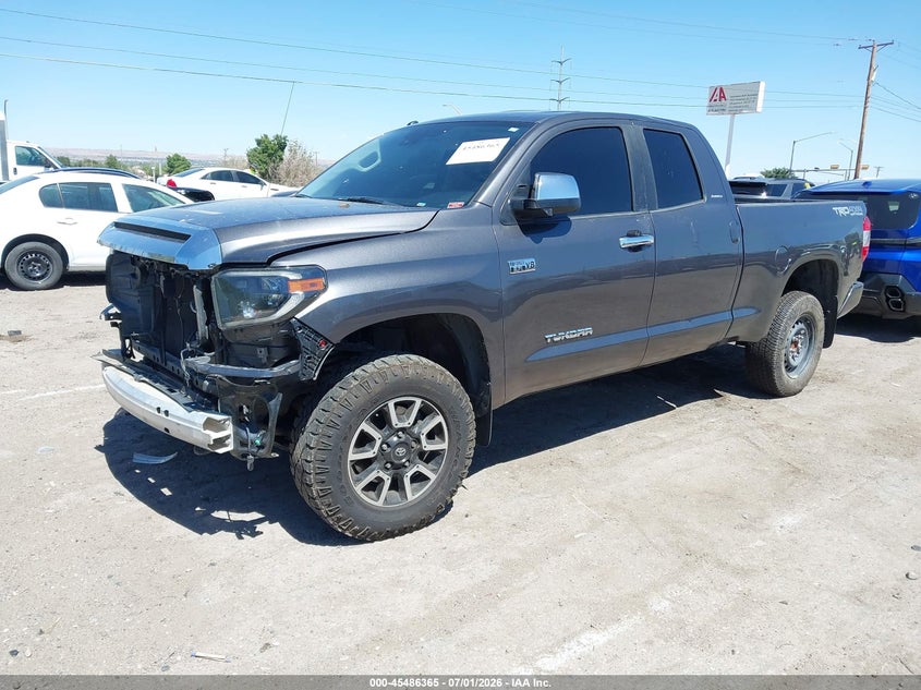 TOYOTA TUNDRA - zdjęcie 2