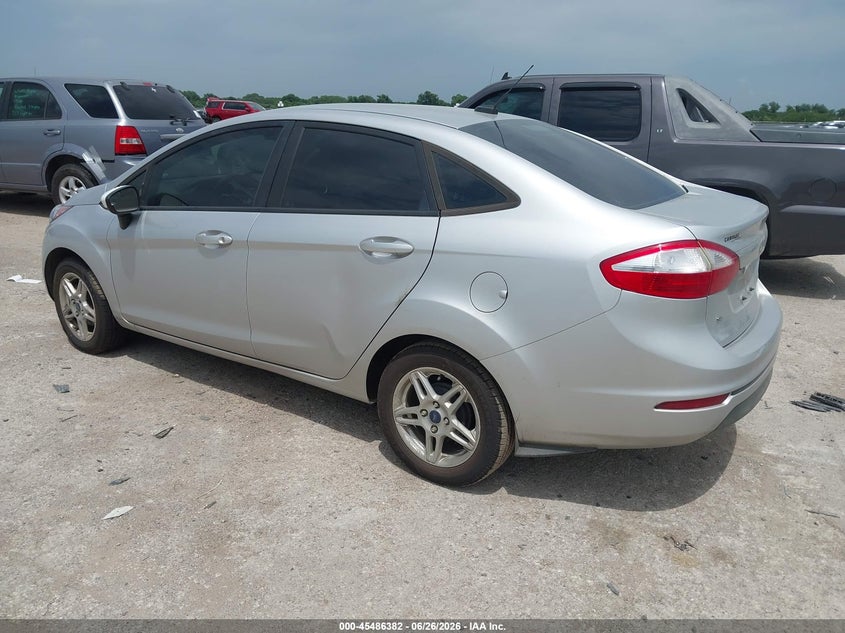 Vin: 3fadp4ej2hm144626, lot: 45984557, ford fiesta se 20173