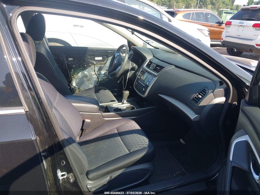 2018 NISSAN ALTIMA auction photo 5