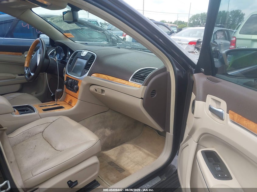 CHRYSLER 300C 2013 VIN 2C3CCAKT1DH619083