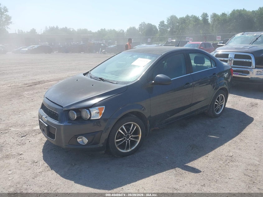 2014 CHEVROLET SONIC auction photo 2