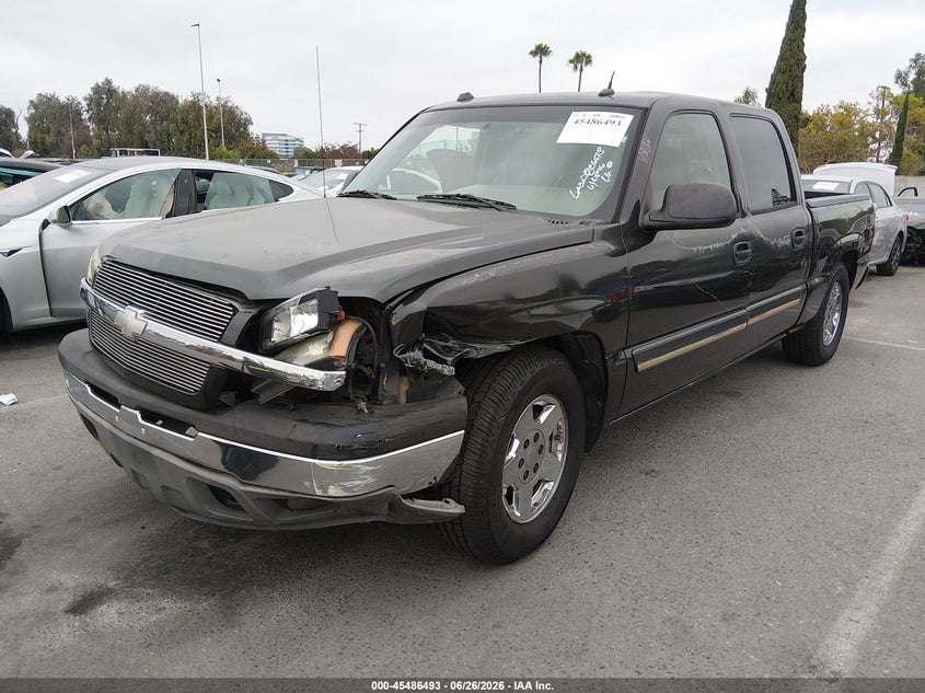 2005 Chevrolet Silverado, Left Front, IAAI, VIN 2GCEC13T151281231 — photo 2
