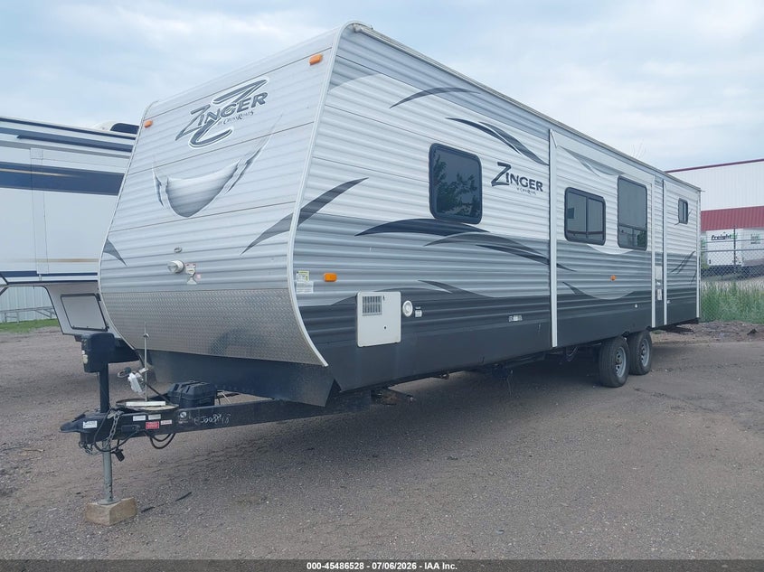2016 CROSSROADS ZINGER ZT328S auction photo 2