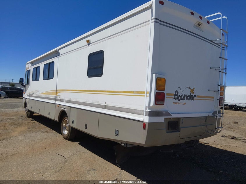 2003 WORKHORSE CUSTOM CHASSIS MOTORHOME CHASSIS auction photo 3