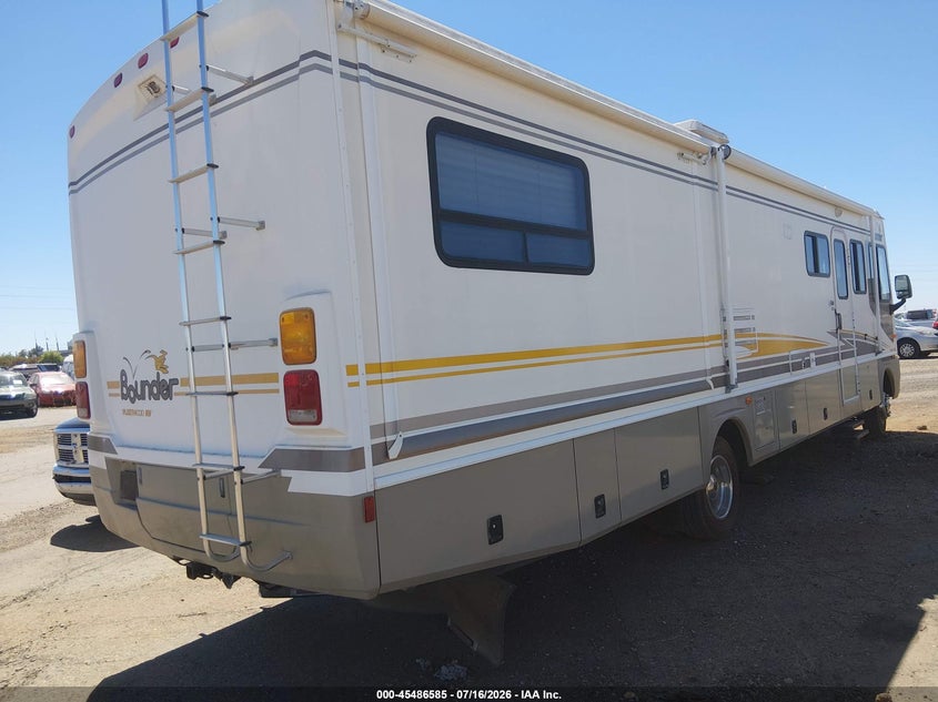 2003 WORKHORSE CUSTOM CHASSIS MOTORHOME CHASSIS auction photo 4