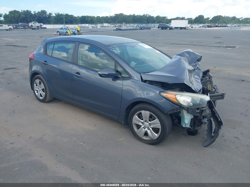 2016 KIA FORTE auction photo 1