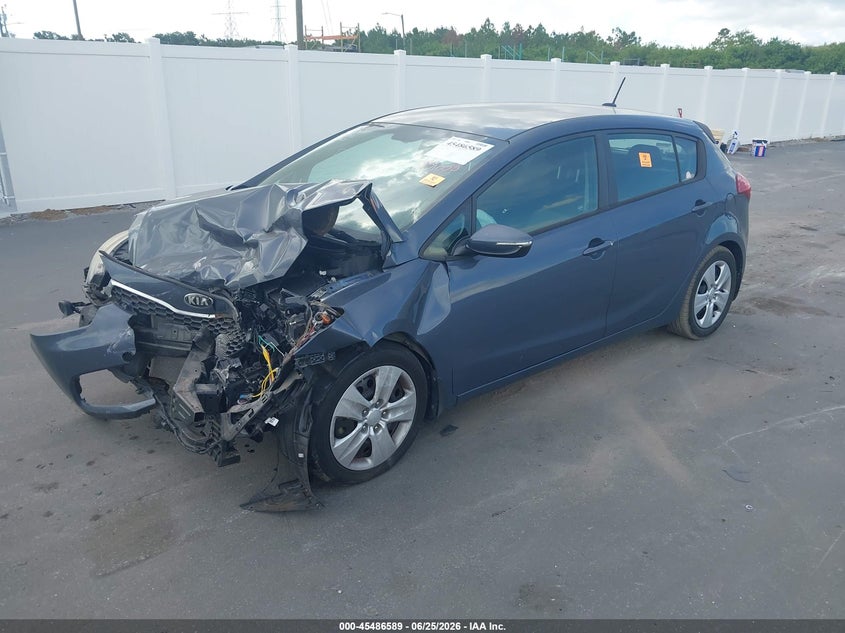 2016 KIA FORTE auction photo 2