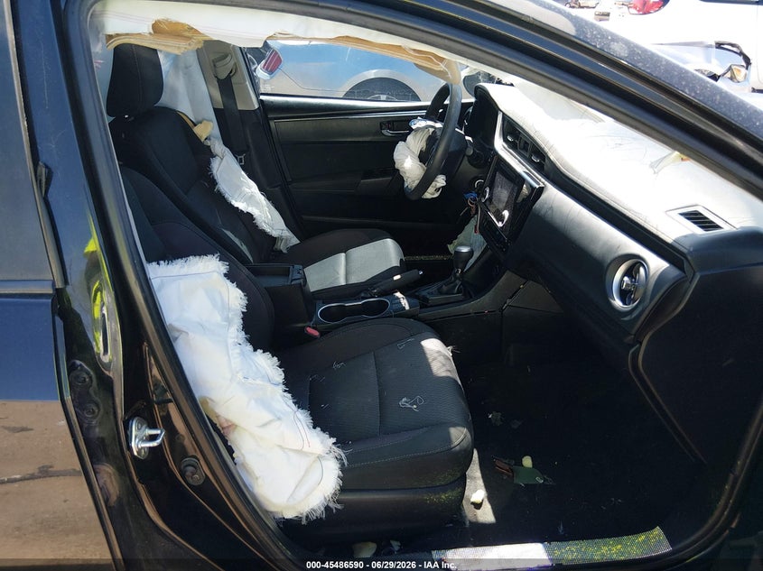2018 TOYOTA COROLLA auction photo 5