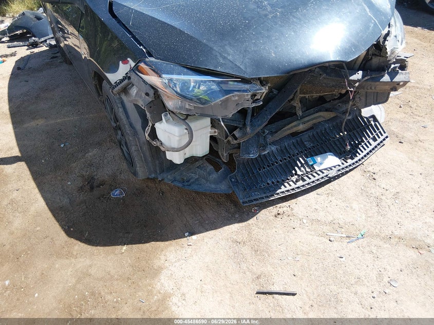 2018 TOYOTA COROLLA auction photo 6