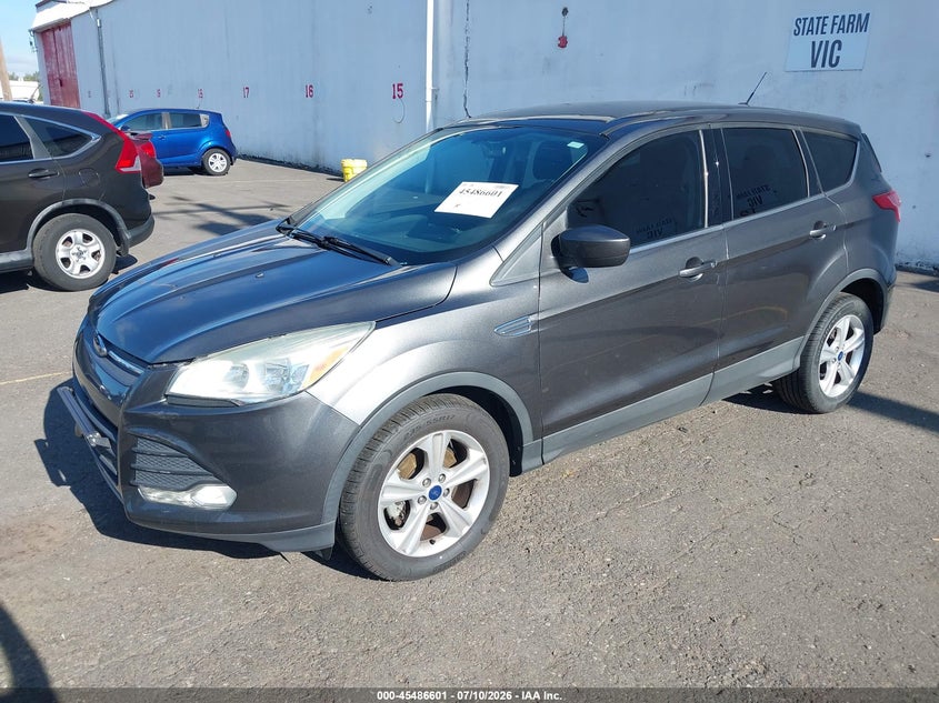Vin: 1fmcu0g74fua18048, lot: 45984776, ford escape se 20152